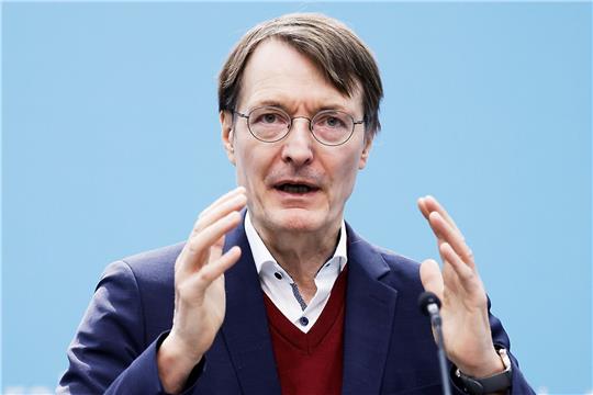 Bundesgesundheitsminister Karl Lauterbach will die Pharmabranche in Deutschland stärken.