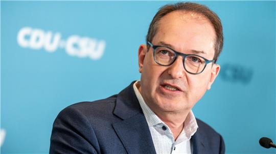 Bundesinnenminister Dobrindt: „Sicherheit hat oberste Priorität.“ (Archivbild)