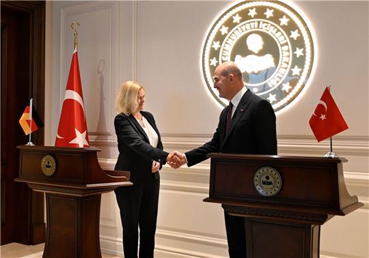 Bundesinnenministerin Nancy Faeser trifft den türkischen Innenminister Süleyman Soylu in Ankara.