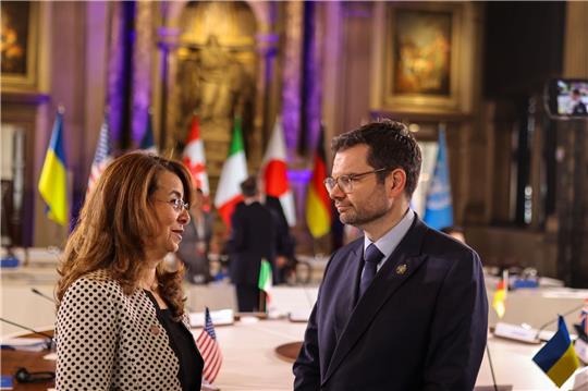 Bundesjustizminister Marco Buschmann (FDP) nimmt an einem Treffen der Justizminister der G7-Staaten teil - an der Seite von Ghada Waly (l), Generaldirektorin des Büros der Vereinten Nationen (UNOV).