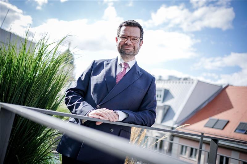Buschmann verspricht Unternehmen substanzielle Entlastung Bundesjustizminister Marco Buschmann will substanzielle Entlastungen für deutsche Unternehmen.