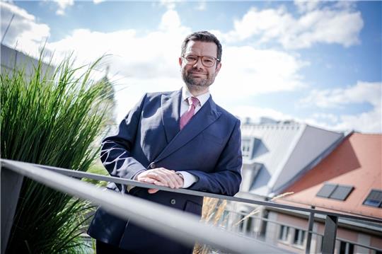 Bundesjustizminister Marco Buschmann will substanzielle Entlastungen für deutsche Unternehmen.