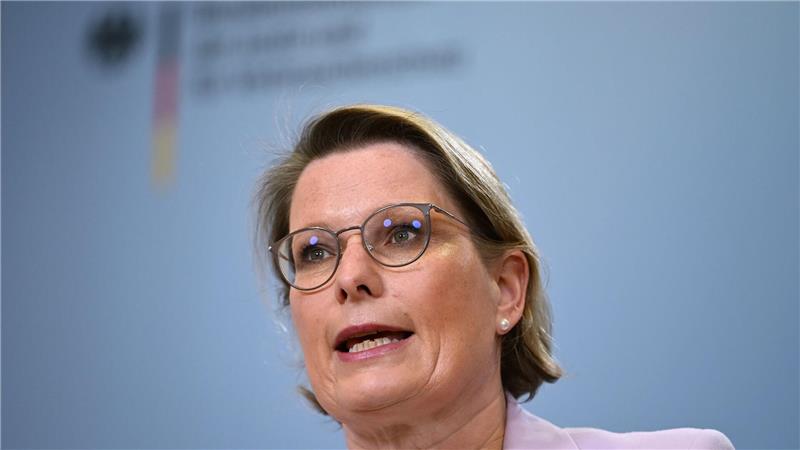 Bundesjustizministerin Stefanie Hubig (SPD) will Banden, die Umweltkriminalität zum Geschäftsmodell gemacht haben, härter bestrafen. (Archivbild)