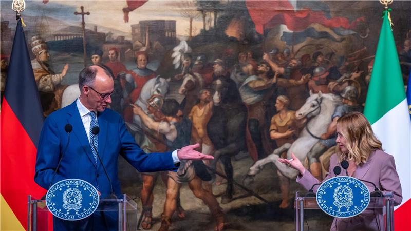 Merz will Meloni enger in Ukraine-Diplomatie einbinden Bundeskanzler Friedrich Merz (CDU) und Italiens rechte Ministerpräsidentin Giorgia Meloni.