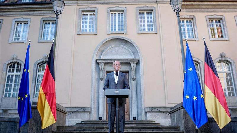Bundeskanzler Friedrich Merz zeigt sich zum Auftakt der Klausurtagung des Bundeskabinetts in Berlin mit Blick auf die Wirtschaftsaussichten optimistisch. 