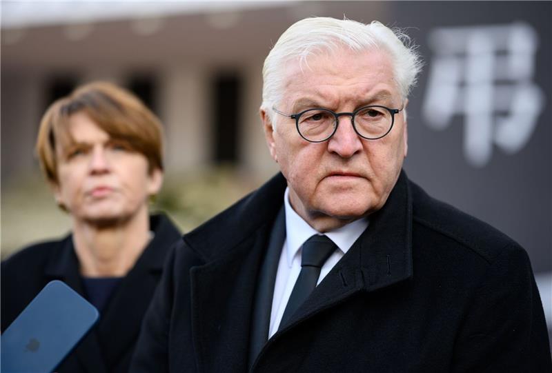 Skeptische Stimmen vor Beginn der Weltklimakonferenz COP27 Bundespräsident Frank-Walter Steinmeier äußert sich gegenüber Medienvertretern in Seoul.