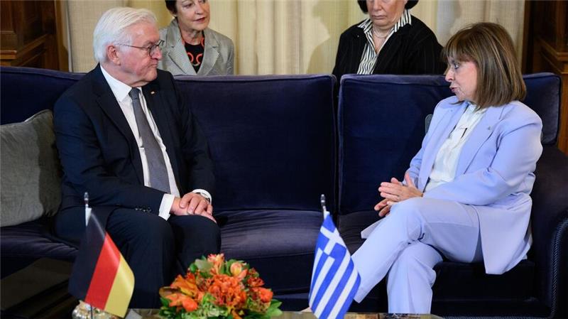 Athen konfrontiert Steinmeier mit Reparationsforderungen Bundespräsident Frank-Walter Steinmeier wird in Athen mit Reparationsfragen konfrontiert.