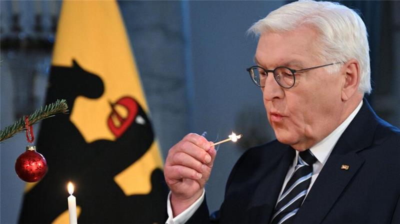 Steinmeier ruft nach Magdeburg-Anschlag zum Zusammenhalt auf Bundespräsident Steinmeier sprach sein Mitgefühl mit den Angehörigen der Opfer von Magdeburg aus.