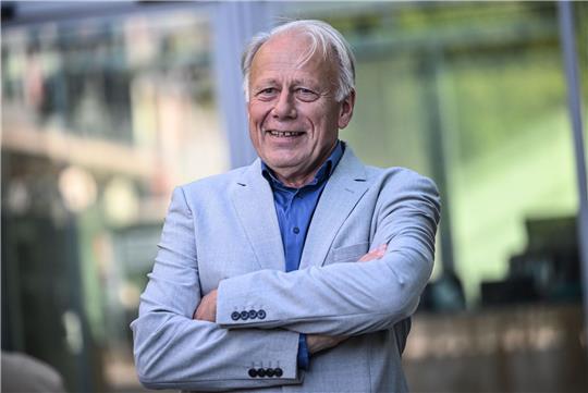 Bundestagsabgeordneten Jürgen Trittin (Bündnis 90/Die Grünen) kommt zu seiner Abschiedsfeier.