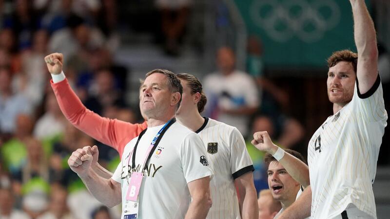 Gruppensieg: Handballer reisen selbstbewusst nach Lille Bundestrainer Alfred Gislason kann mit den deutschen Auftritten bislang zufrieden sein.