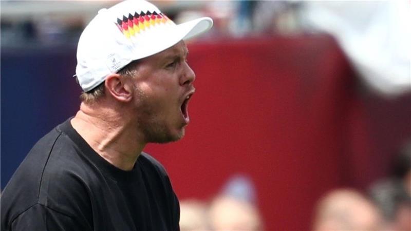 Nach Karl-Schock: Sané sorgt für Sieg bei WM-Generalprobe Bundestrainer Nagelsmann gibt lautstarke Anweisungen bei der WM-Generalprobe gegen die USA.