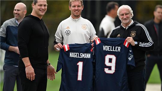 Bundestrainer Nagelsmann ist ein Fan des US-Sports. (Archivbild)