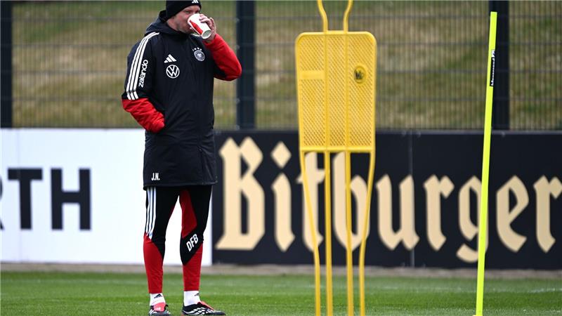 Bundestrainer Nagelsmann kann im WM-Test gegen die Schweiz oft auswechseln. 