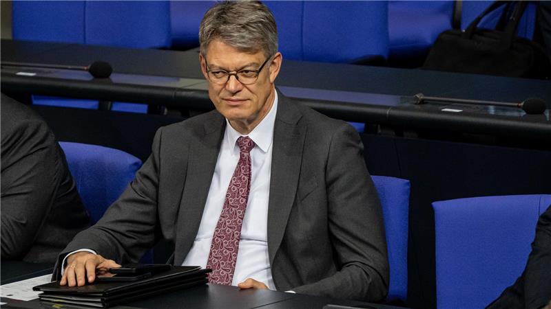 Deutschlandticket: Sonderkonferenz über Preiserhöhung Bundesverkehrsminister Schnieder ist in München nicht dabei. (Archivbild)