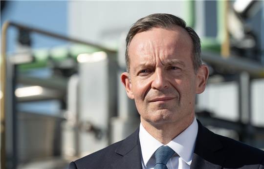 Bundesverkehrsminister Volker Wissing (FDP) steht wegen der geplanten Bahnreform in der Kritik.