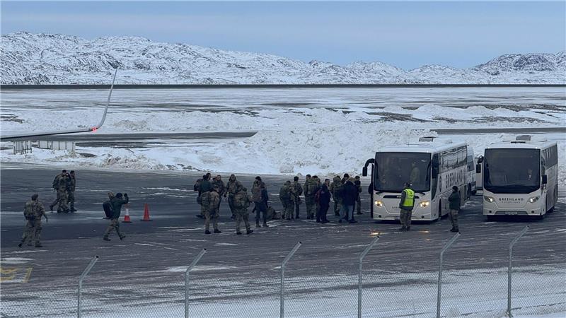 Bundeswehr-Team kommt abends auf Grönland an