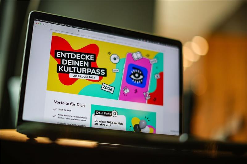 200 Euro Kultur-Taschengeld für 18-Jährige Bundesweit haben sich rund 4900 Kulturanbieter mit etwa 1,6 Millionen verschiedenen Angeboten angemeldet.