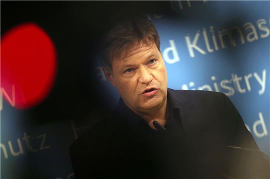 Bundeswirtschaftsminiter Robert Habeck (Grünn) hat Klima-Pläne für den Gebäudebereich - der liberale Koalitionspartner sieht diese kritisch.