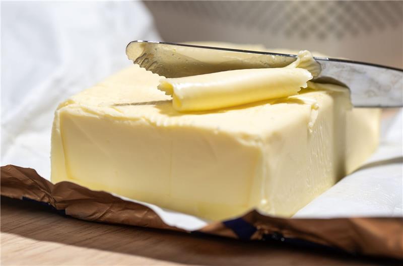 Gegen den Trend: Die Butterpreise sinken Butter gilt als Eckpreisartikel, an dem sich die Kunden bei der Preiswahrnehmung eines Händlers orientieren.