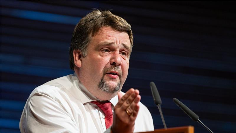 CDA-Chef Dennis Radtke wundert sich nicht über die Umfragewerte für die Union. (Archivfoto)