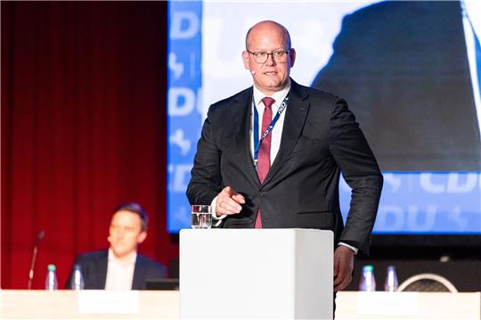 CDU-Agrarpolitiker Marco Mohrmann spricht beim Landesparteitag.