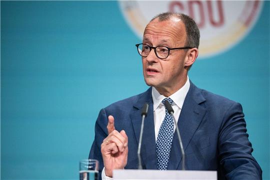 CDU-Chef Friedrich Merz hat für den Fall, dass die Ampel-Koalition auseinanderbrechen sollte, den 22. September 2024 als möglichen Wahltermin ins Gespräch gebracht.