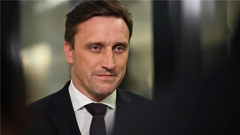 Sexualisiertes KI-Video? CDU entlässt Mitarbeiter CDU-Fraktionschef Lechner sagt eine umfassende Aufarbeitung zu. (Archivbild)