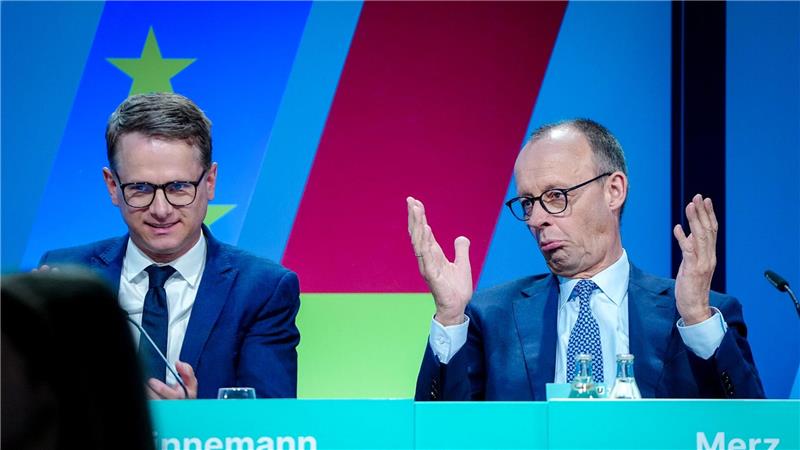 Neue Regierung rückt näher - CDU stimmt Koalitionsvertrag zu CDU stimmt auf Kleinem Parteitag dem Koalitionsvertrag zu.