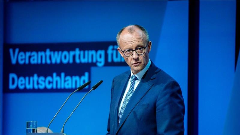 Neue Regierung rückt näher - CDU stimmt Koalitionsvertrag zu CDU stimmt auf Kleinem Parteitag dem Koalitionsvertrag zu.