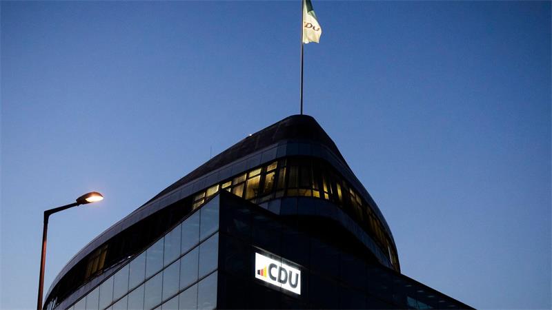 CDU und CSU fallen in der aktuellen YouGov Sonntagsfrage auf ein neues Tief. (Symbolbild)