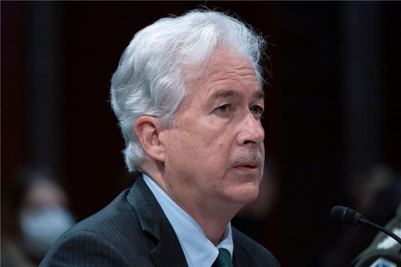 Bericht: CIA-Chef während russischer Angriffe in Kiew CIA-Chef William Burns hielt sich während des Raketenbeschusses in der US-Botschaft in Kiew auf.