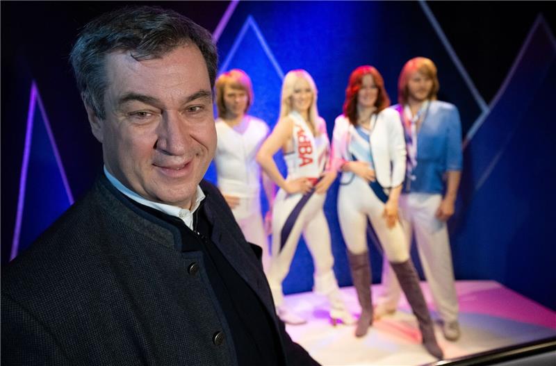 Dancing Söder in Stockholm CSU-Chef Markus Söder besucht das ABBA-Museum in Stockholm.