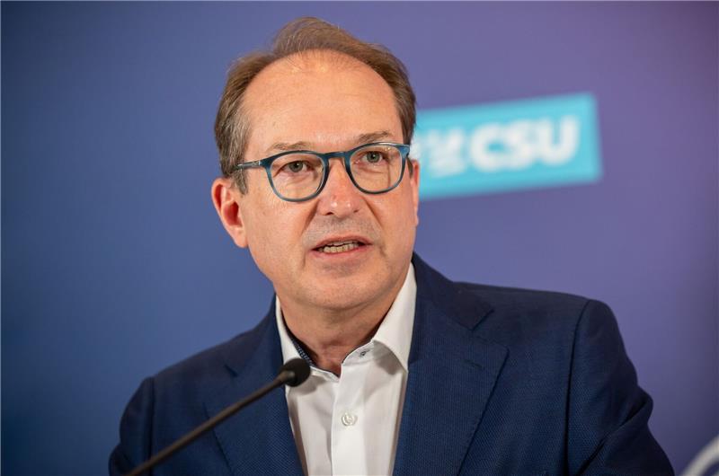 Dobrindt gibt Ampel Zwischenzeugnis: „Glatte 5” CSU-Landesgruppenchef Alexander Dobrindt ist mit der Leistung der Ampel-Koalition nicht wirklich zufrieden.
