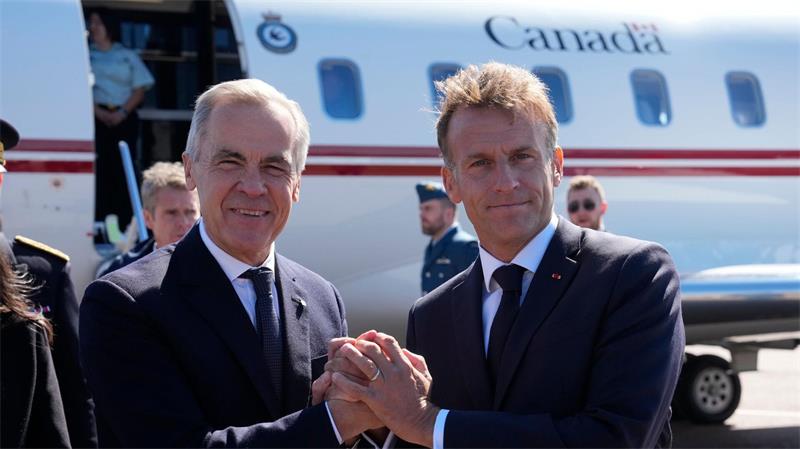 Carney und Macron wollen die Zusammenarbeit ihrer Länder intensivieren.