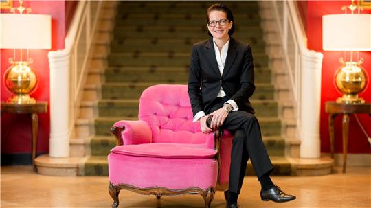 Caroline von Kretschmann, Chefin des Luxushotels „Europäischer Hof Heidelberg“, geht auf Tiktok viral.