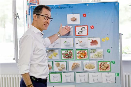 Cem Özdemir ist Bundesminister für Ernährung und Landwirtschaft.