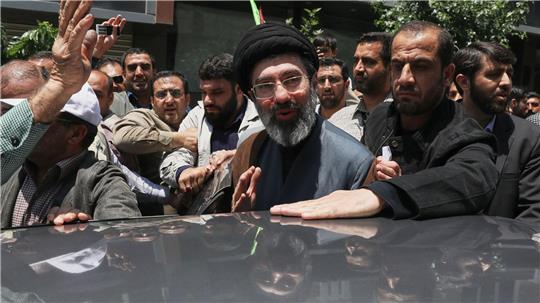 Chameneis Vater wurde bei Angriffen von Israel und USA getötet (Archivbild).