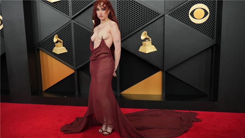 Chappell Roan auf dem roten Teppich.