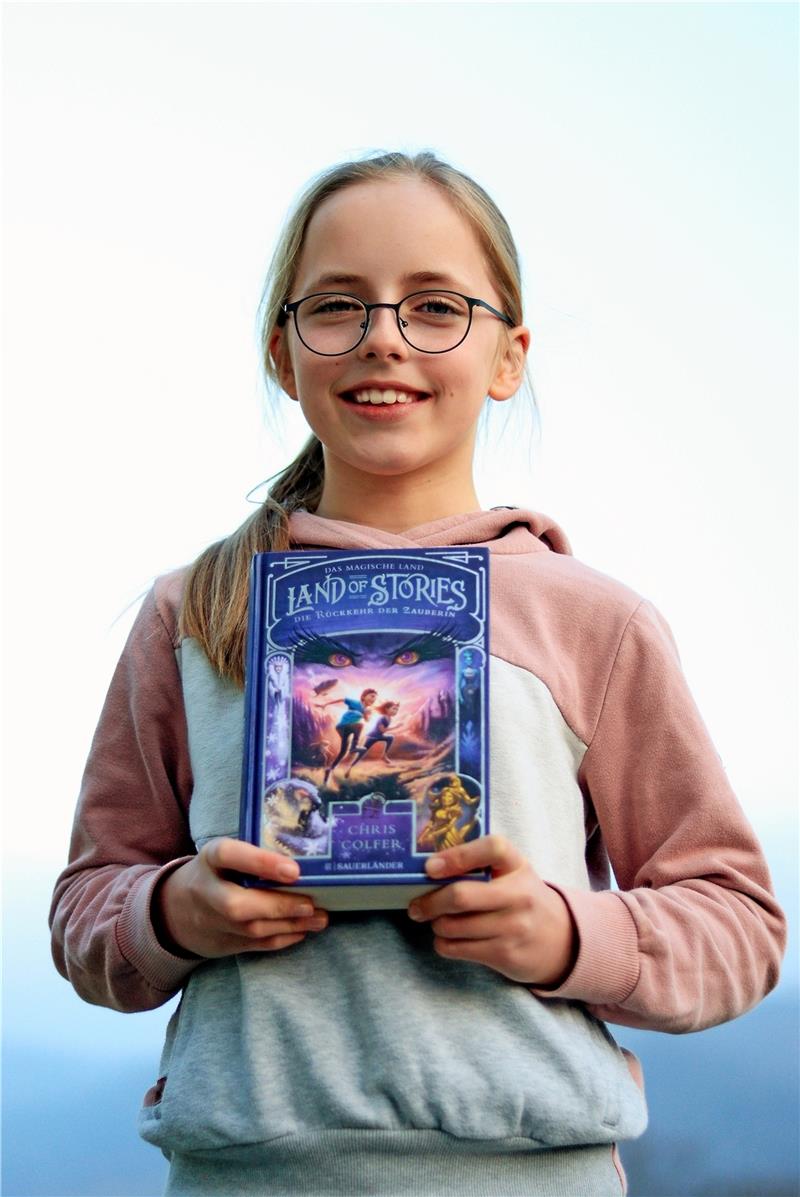Charlotte Wurzbacher hat aus dem Buch „Das magische Land 2 – Die Rückkehr der Zauberin“ von Chris Colfer vorgelesen. Foto: Privat