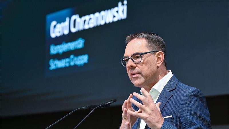 Schwarz-Gruppe baut riesiges Rechenzentrum bei Rostock Chef der Schwarz-Gruppe: Gerd Chrzanowski. (Archivbild)