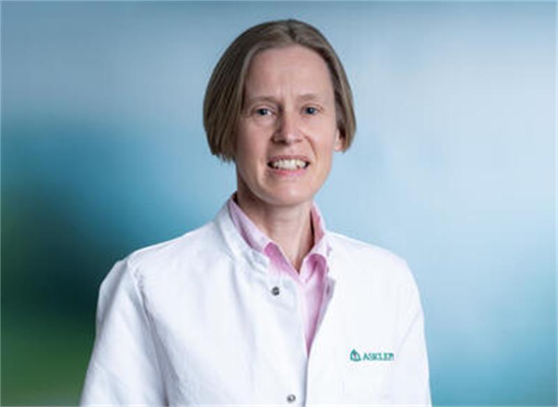 Chefärztin Dr. med. Larissa Henze.