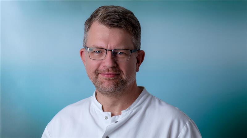 Die Patientenakademie startet wieder Chefarzt Ralf Koch.