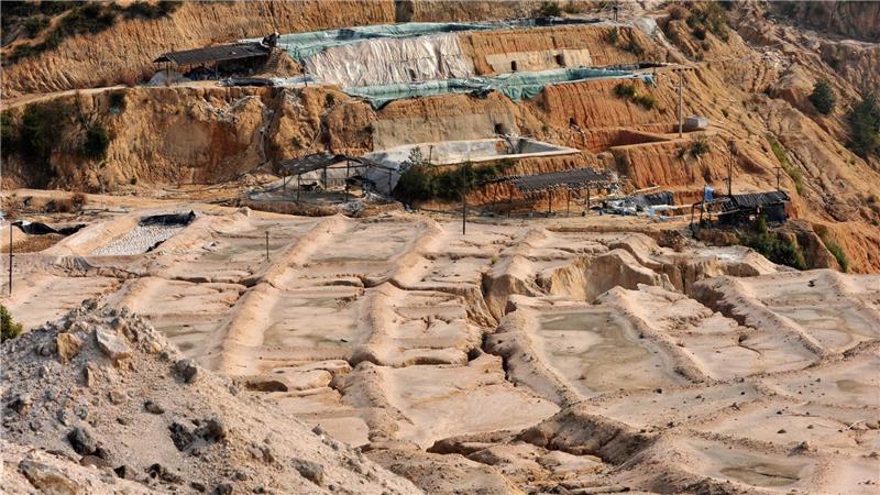 Chinas Exportkontrollen sorgen für Probleme in Europa China ist weltweit der wichtigste Produzent von seltenen Erden. (Archivbild)