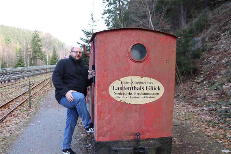 Zukunft von „Lautenthals Glück“ ist ungewiss Christian Möhler erhofft sich, dass bald noch weitere finanzkräftige Mitfahrer auf den Zug in die Tiefen des Silberbergwerks aufspringen und Lautenthals Glück dann wieder in eine rosigere Zukunft steuern kann. Fotos: Neddermeier