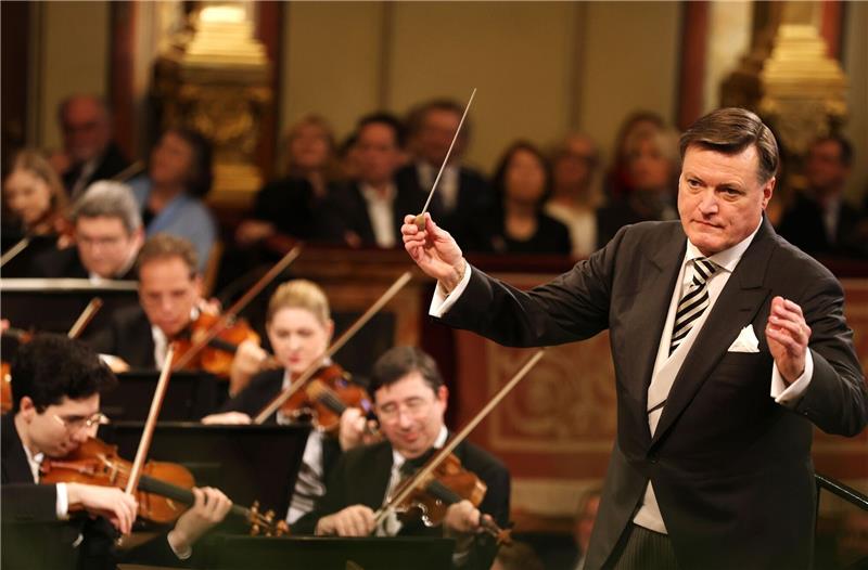 Neujahrskonzert mit Premiere: Maestro Thielemann in Bestform Christian Thielemann bei einer Voraufführung des Neujahrskonzerts 2024 der Wiener Philharmoniker.