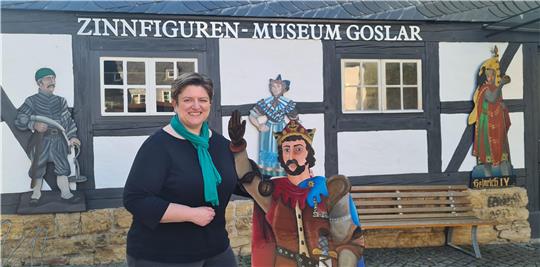 Christina Brandes ist die neue Vereinsvorsitzende im Goslarer Zinnfiguren-Museum. Ein besonderes Kleinod, auf das sie die Teilnehmer ihrer Stadtführungen stets aufmerksam macht.
