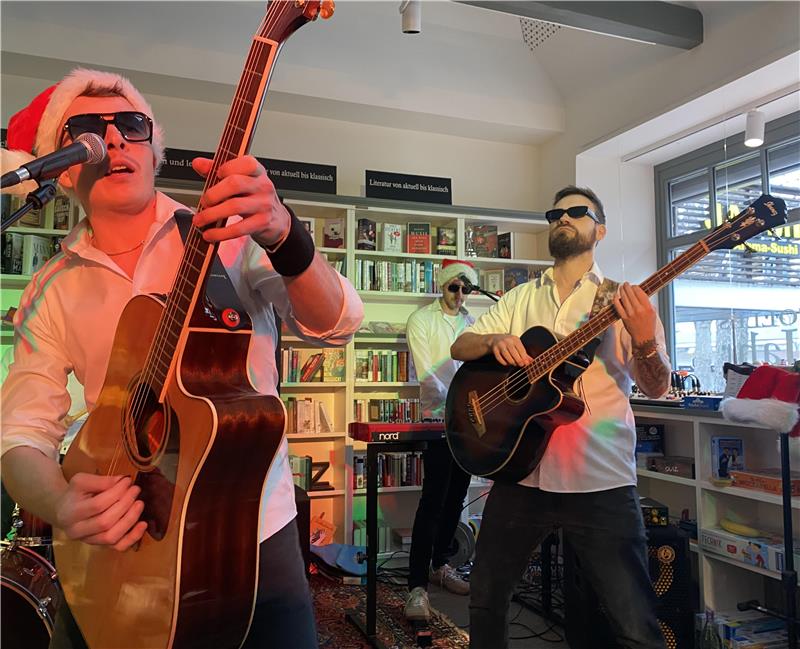 Die Band The Dippers bei ihrem Auftritt in der Bücher-Heimat. 