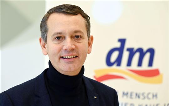 Christoph Werner ist Vorsitzender der Geschäftsführung der Drogeriemarktkette dm.