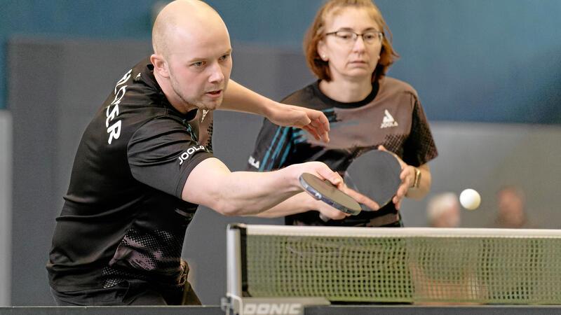 VfL Oker und ESV Goslar sind die Top-Teams Christoph Willeke und Velitchka Wais haben mit dem VfL Oker den Verbleib in der Landesliga geschafft. Auch die Damen des ESV Goslar sind in dieser Klasse vertreten.