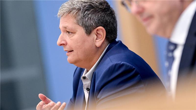 Claudia Plattner ist Präsidentin des Bundesamts für Sicherheit in der Informationstechnik (BSI). Für Cybersicherheit ist das Innenministerium zuständig, für die Digitalisierung der Verwaltung das neue Digitalministerium. (Archivbild) 